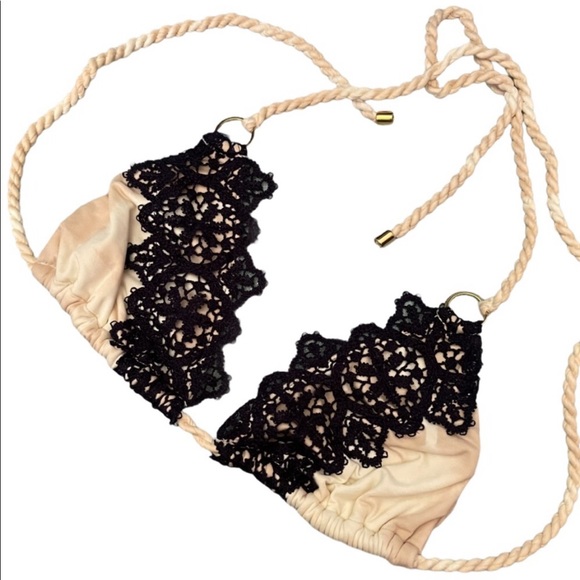 ISO Blue Life Bikini Top!! DO NOT PURCHASE - Picture 1 of 1